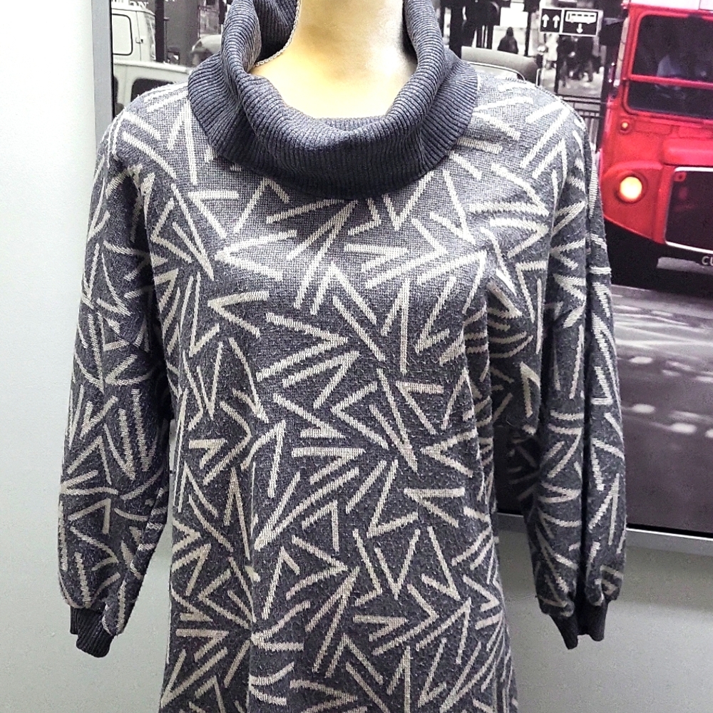 SWEATER DRESS VTG.
